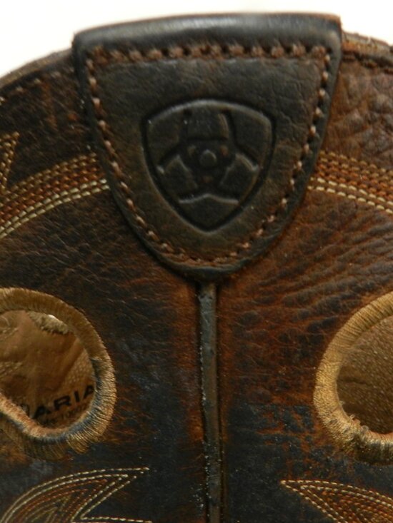 Ariat Men Size 9 M Leather Heritage Roughstock Cowboy boots embroidered brown